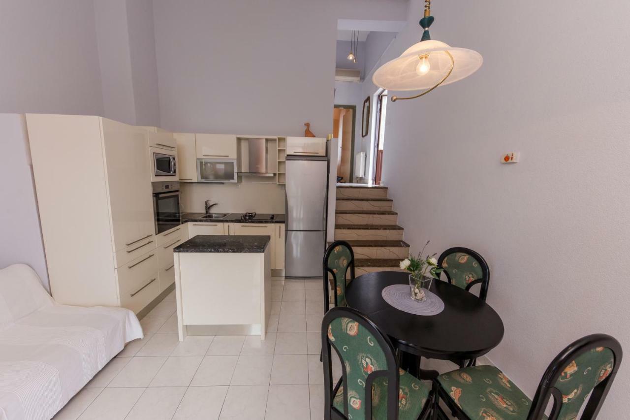Apartments Mateo Τρογκίρ Εξωτερικό φωτογραφία
