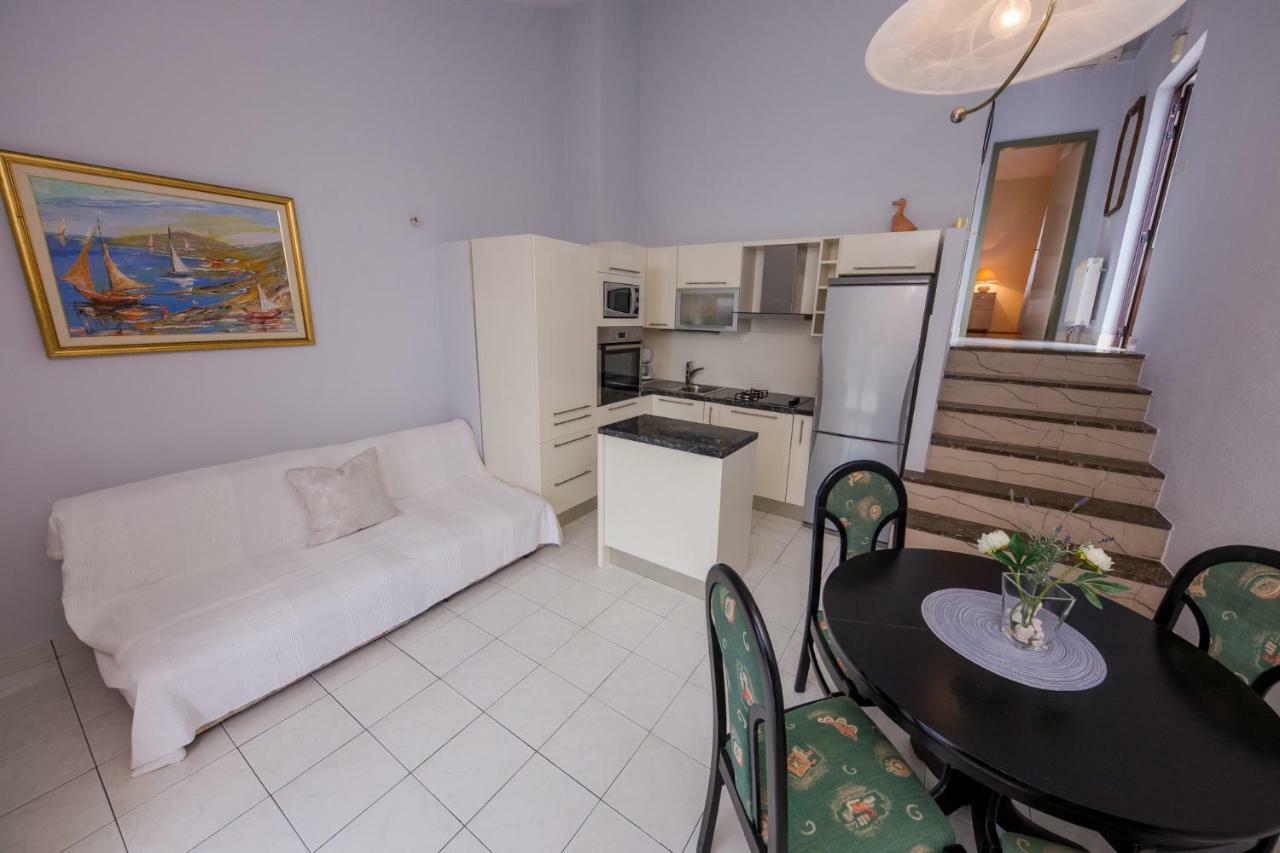 Apartments Mateo Τρογκίρ Εξωτερικό φωτογραφία